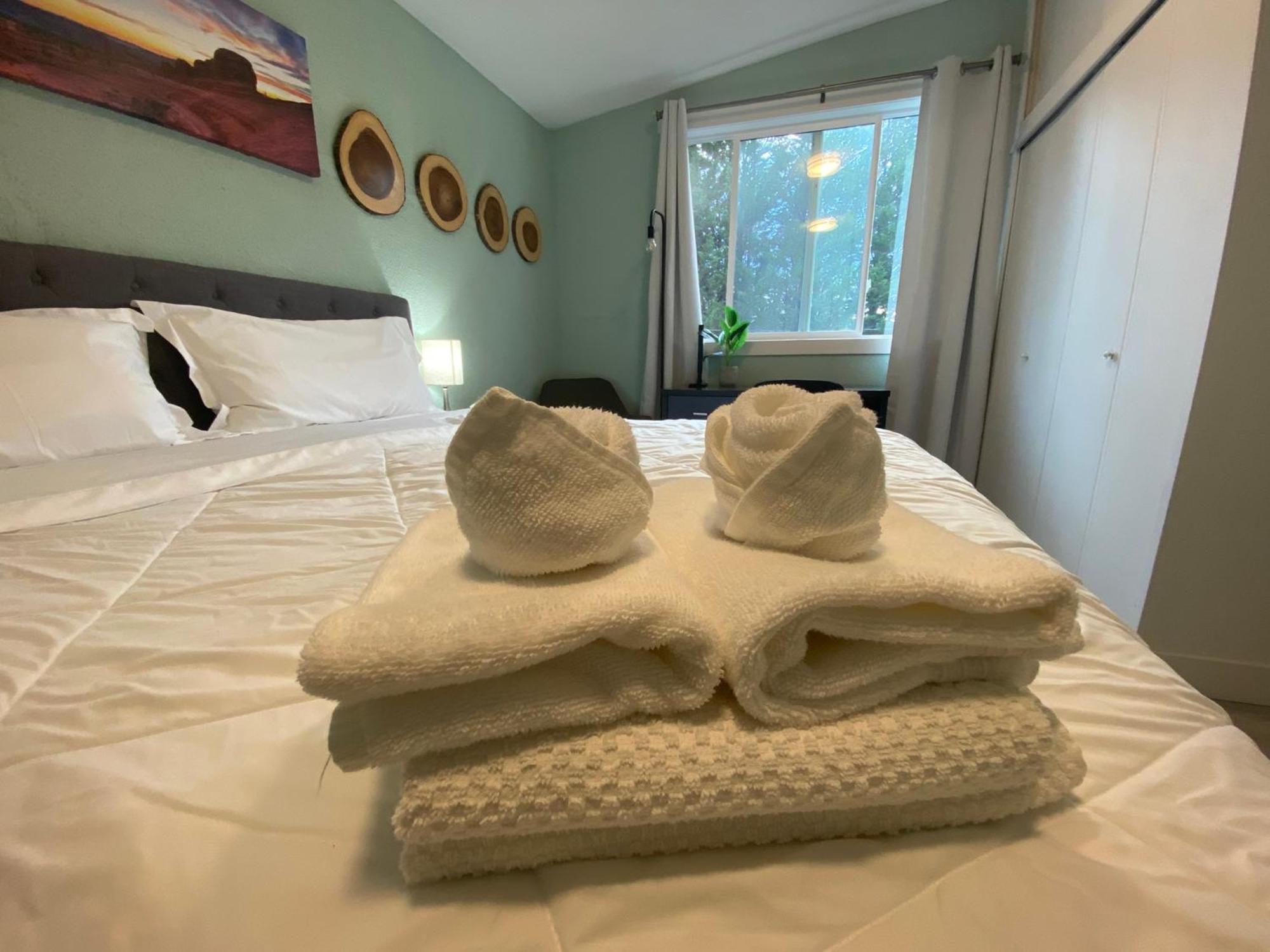 Hudson Homes Bnb 빅토리아 외부 사진